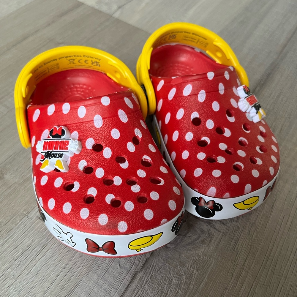 Minnie Mouse Crocs - Light up